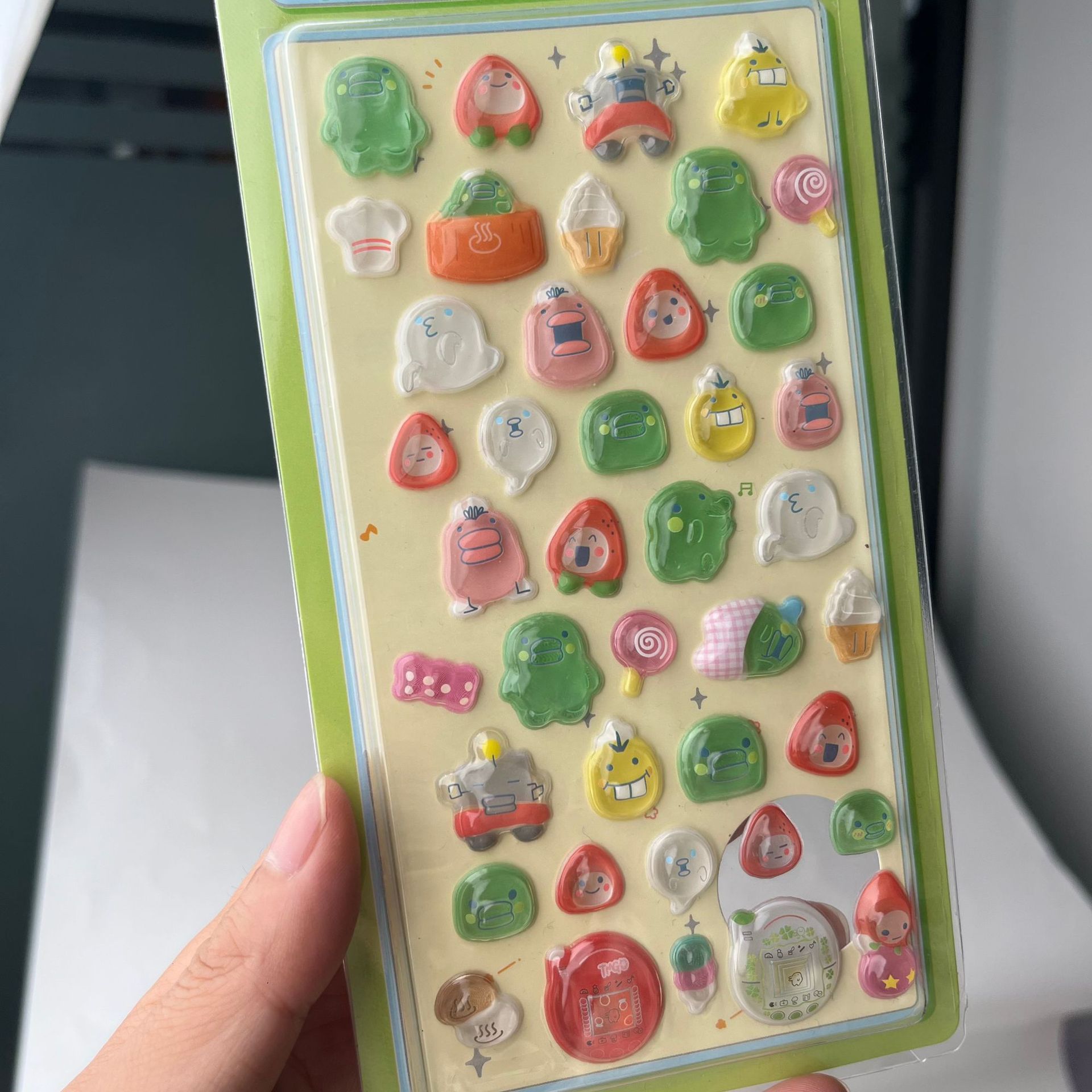 Urocze naklejki 3D Tamagotchi, – Laptop Accessories recenzja i cena